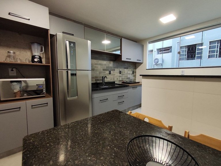 SQ417 Apto Recém-reformado com Ar condicionado 2Q