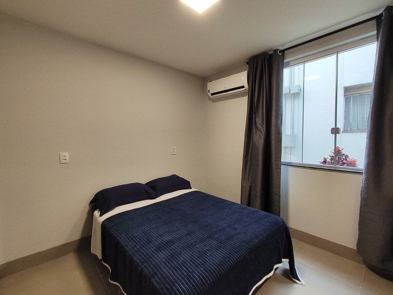 SQ417 Apto Recém-reformado com Ar condicionado 2Q