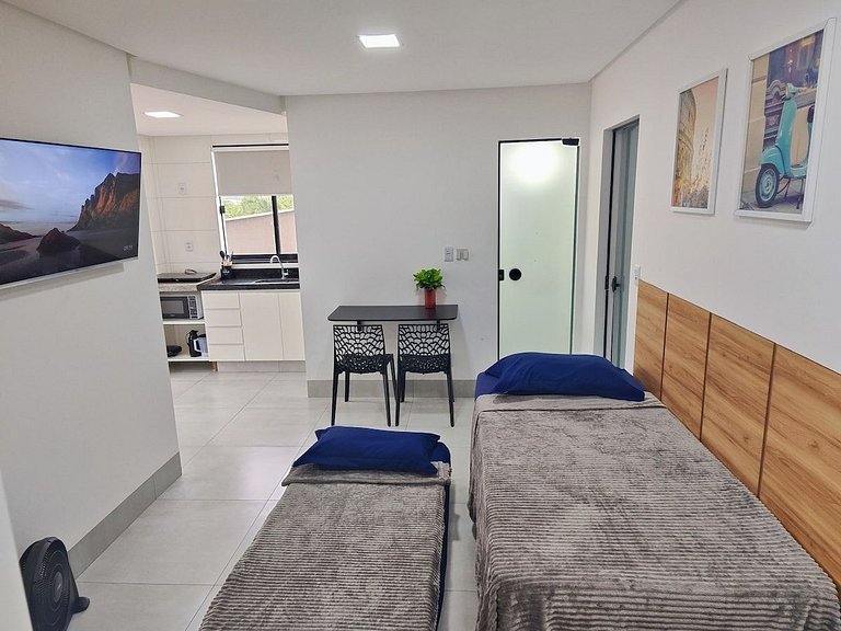 L104 Apto Novo, Recém-construído, Bem Localizado