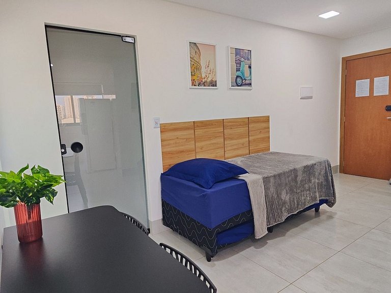 L104 Apto Novo, Recém-construído, Bem Localizado