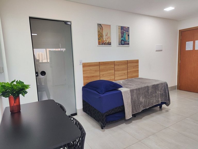 L104 Apto Novo, Recém-construído, Bem Localizado