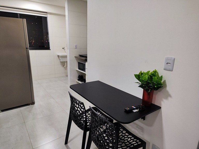 L104 Apto Novo, Recém-construído, Bem Localizado