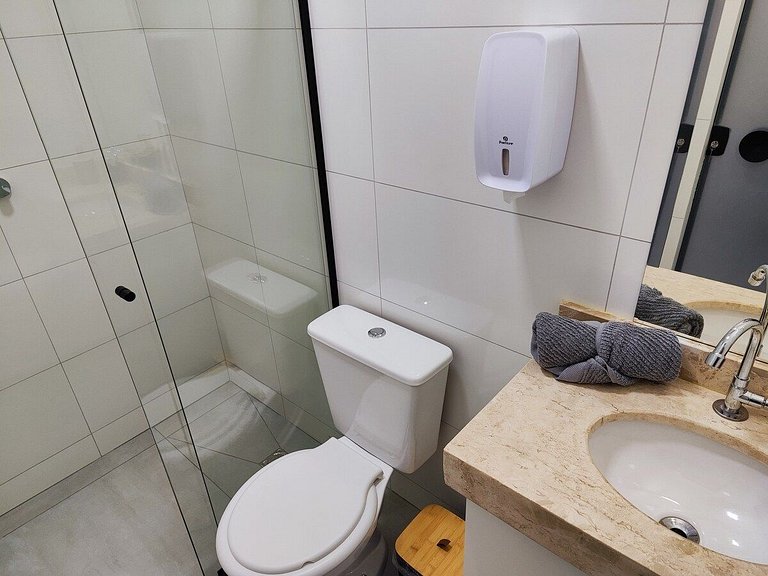 L104 Apto Novo, Recém-construído, Bem Localizado