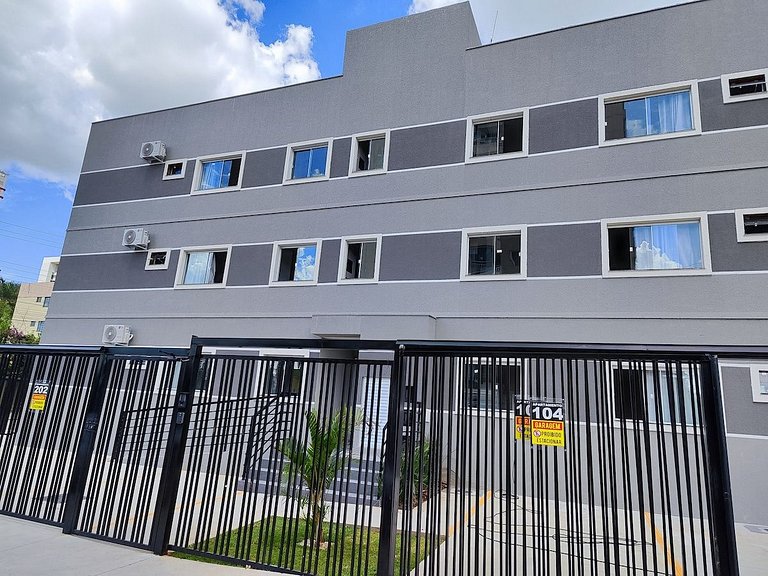 A104 Térreo, Completo e em Ótima Localização