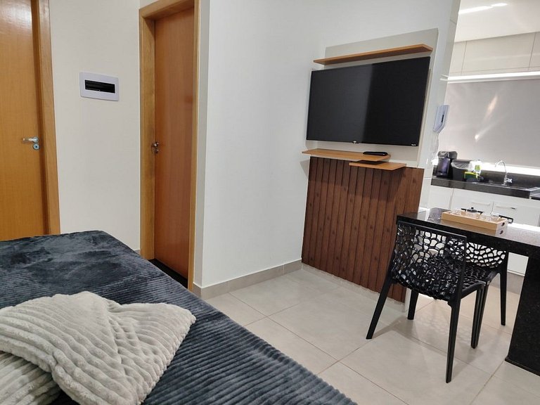 C103 Ótima localização - Próx. Hosp. Hugo