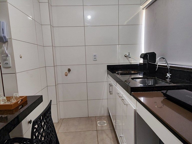 C103 Ótima localização - Próx. Hosp. Hugo