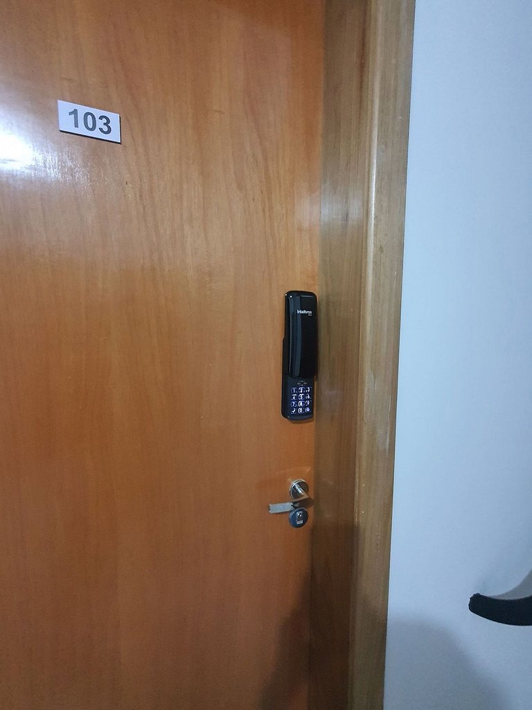 C103 Ótima localização - Próx. Hosp. Hugo