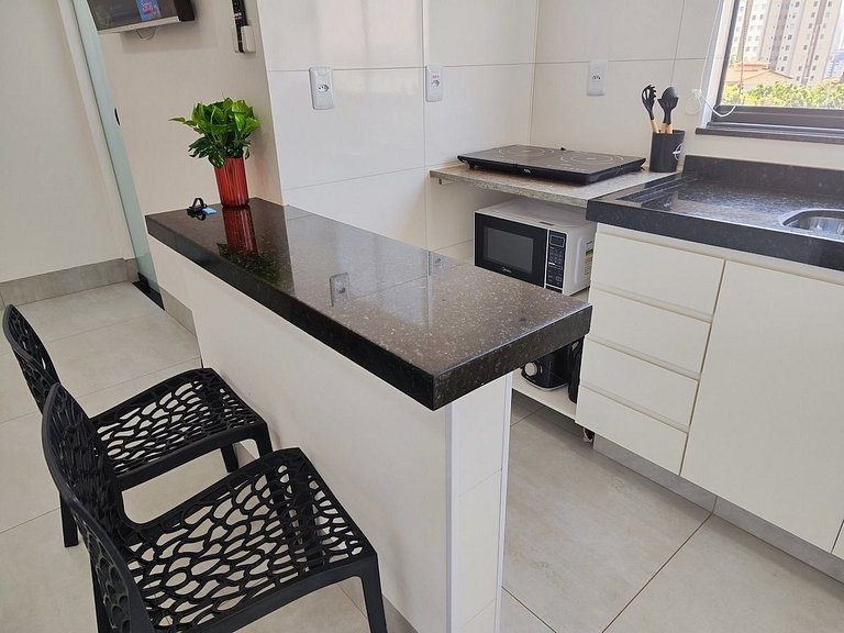 L103 Apto Novo, Completo e em Otima localização