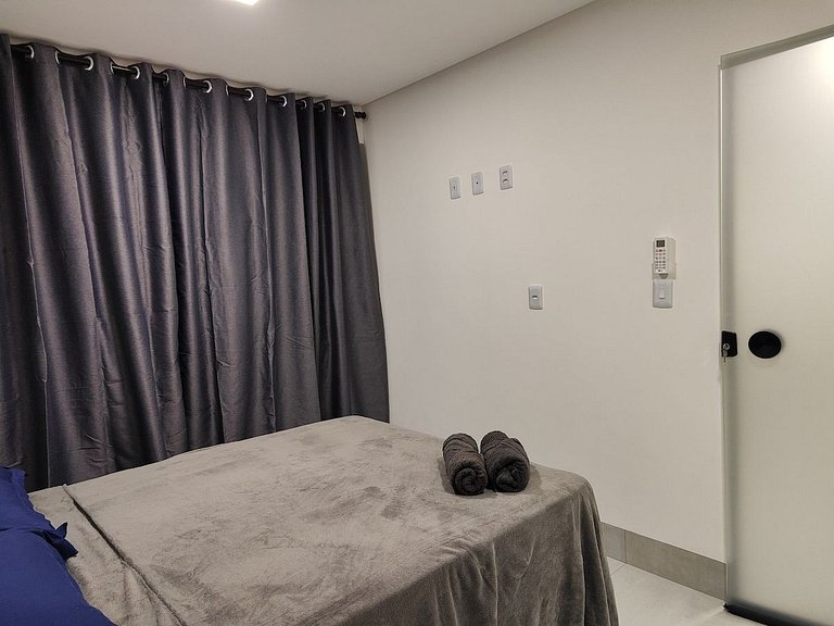 L103 Apto Novo, Completo e em Otima localização