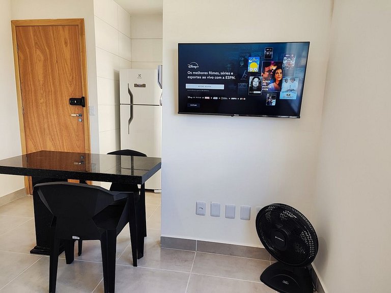 A304 Apto Novo, Completo e Bem Localizado