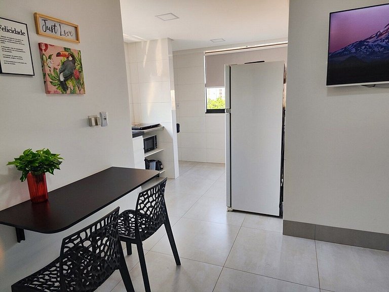 L101 Apto Novo, Moderno e em Ótima localização