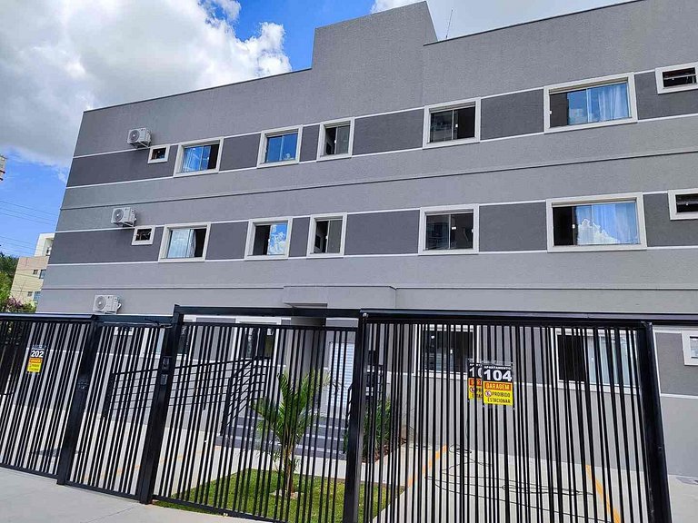 A104 Térreo, Completo e em Ótima Localização